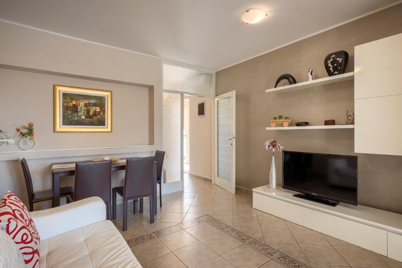 Villa Opatic Porec Exterior photo